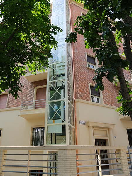 Piattaforme-con-pedane-elevatrici-automatiche-per-abitazione-bologna Piattaforme-con-pedane-elevatrici-automatiche-per-abitazione-bologna
